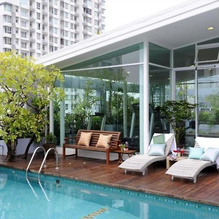 Sabai Sathorn Service Apartment Bangkok Buitenkant foto