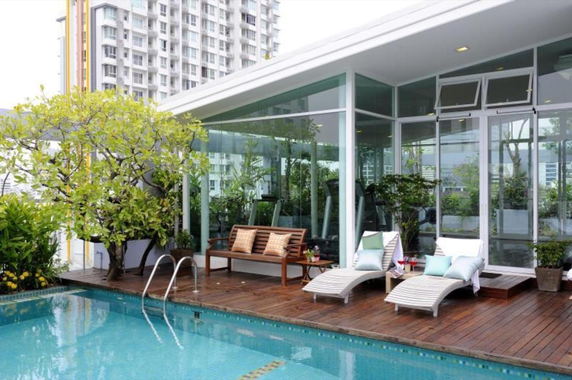 Sabai Sathorn Service Apartment Bangkok Buitenkant foto