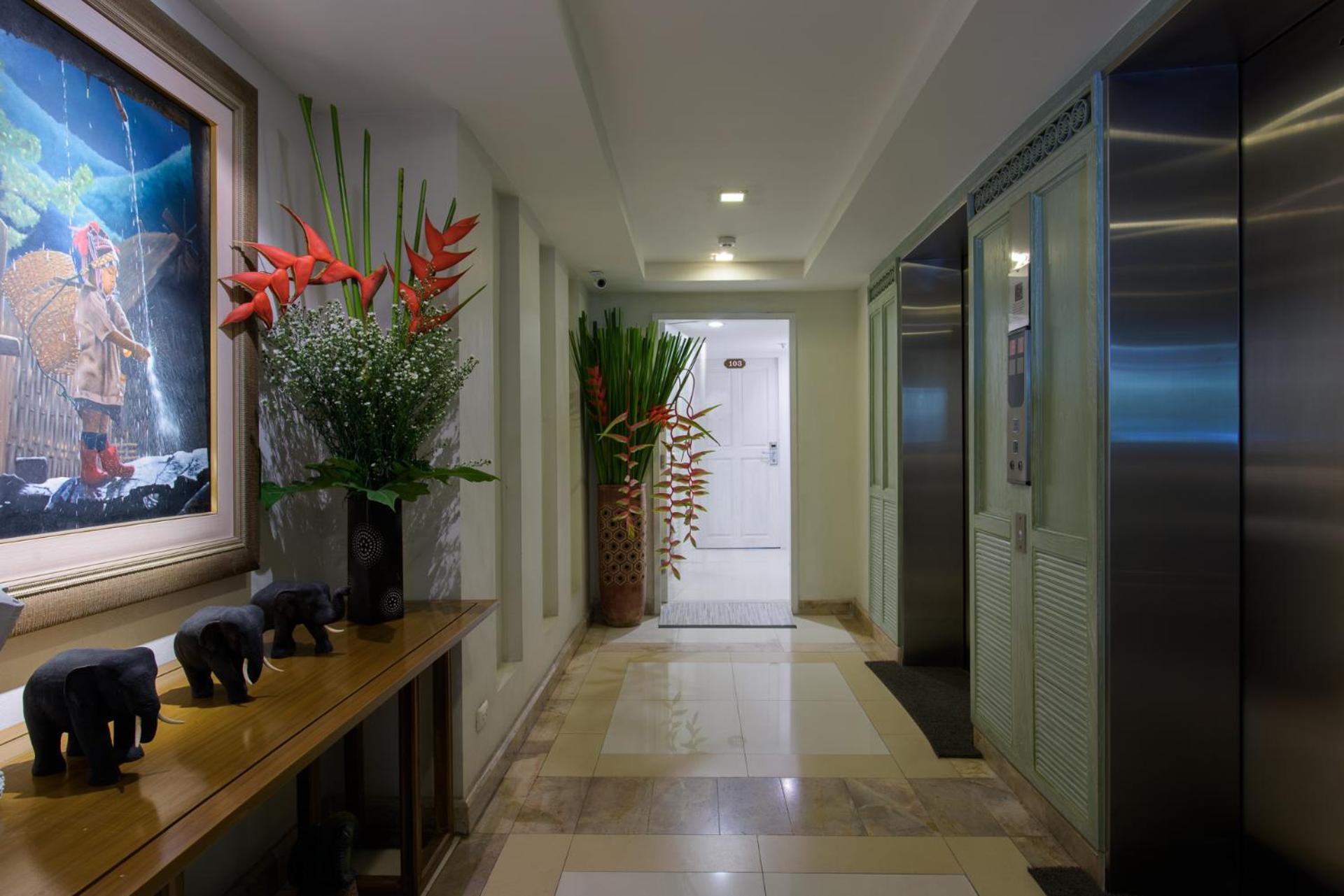 Sabai Sathorn Service Apartment Bangkok Buitenkant foto