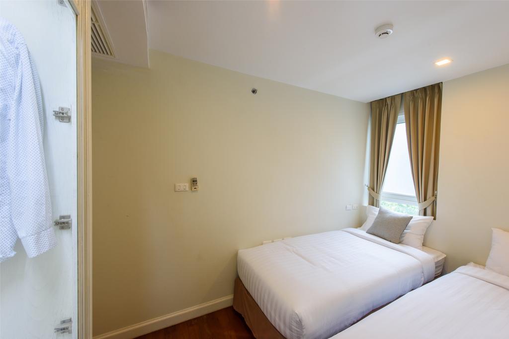 Sabai Sathorn Service Apartment Bangkok Buitenkant foto